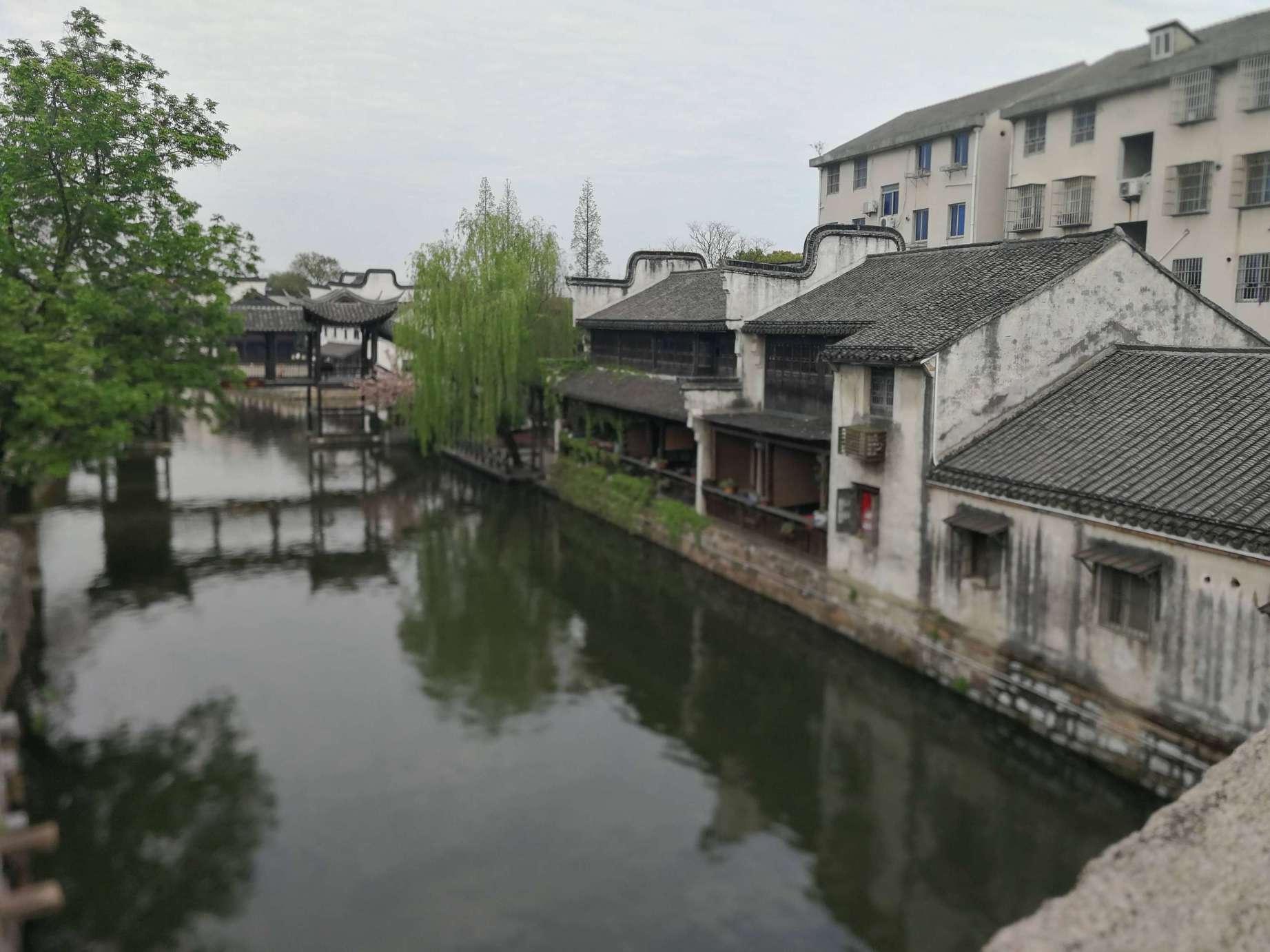 慢性肺阻塞是怎么引起的？